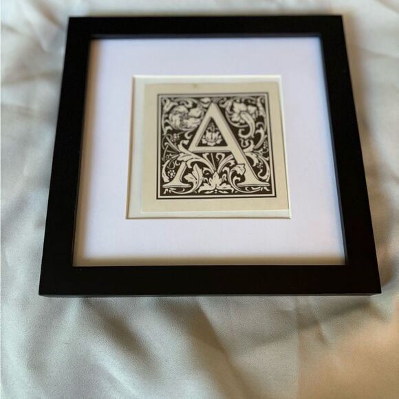 4.5” NEW! “U” Square Monogram Letter Print Ready to be Framed - Picture 4 of 4